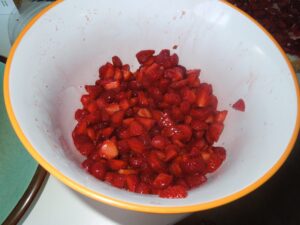 baby jonah cake strawberries